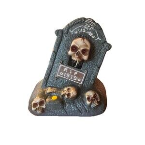 Gemmy Halloween Electronic Headstone Skulls Plays Hot Hot Hot Works Vintage 90s